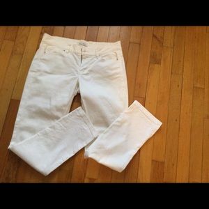 White House Black Market White Skinny Jeans